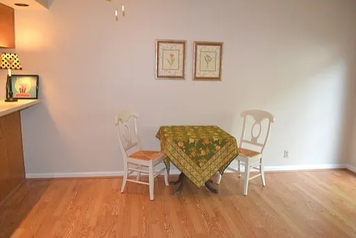 2135 Acklen Ave #2 — Photo 6