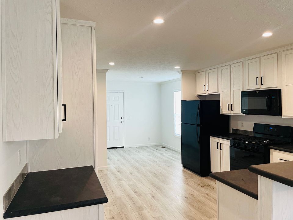 1st image of 3739 Heathwood #329