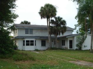 17080 E Lake Dr, North Fort Myers, FL 33917