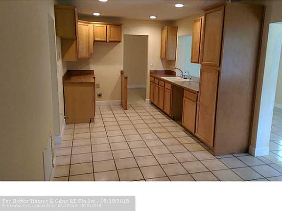 3rd image of 4800 NW 50th St