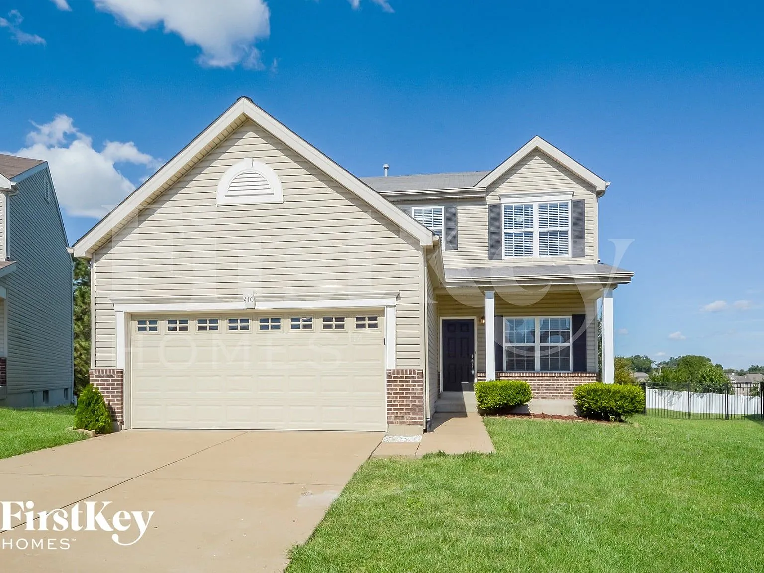 4 bed, 2.5 bath, 2136 sqft, $3,195 — Photo 1