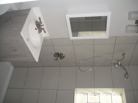 5th image of 2049 W Birchwood Ave APT 3