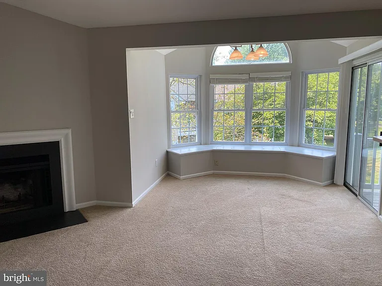 11017 Bennett Pl — Photo 6