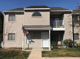 741 Clubhouse Dr, Ypsilanti, MI 48197