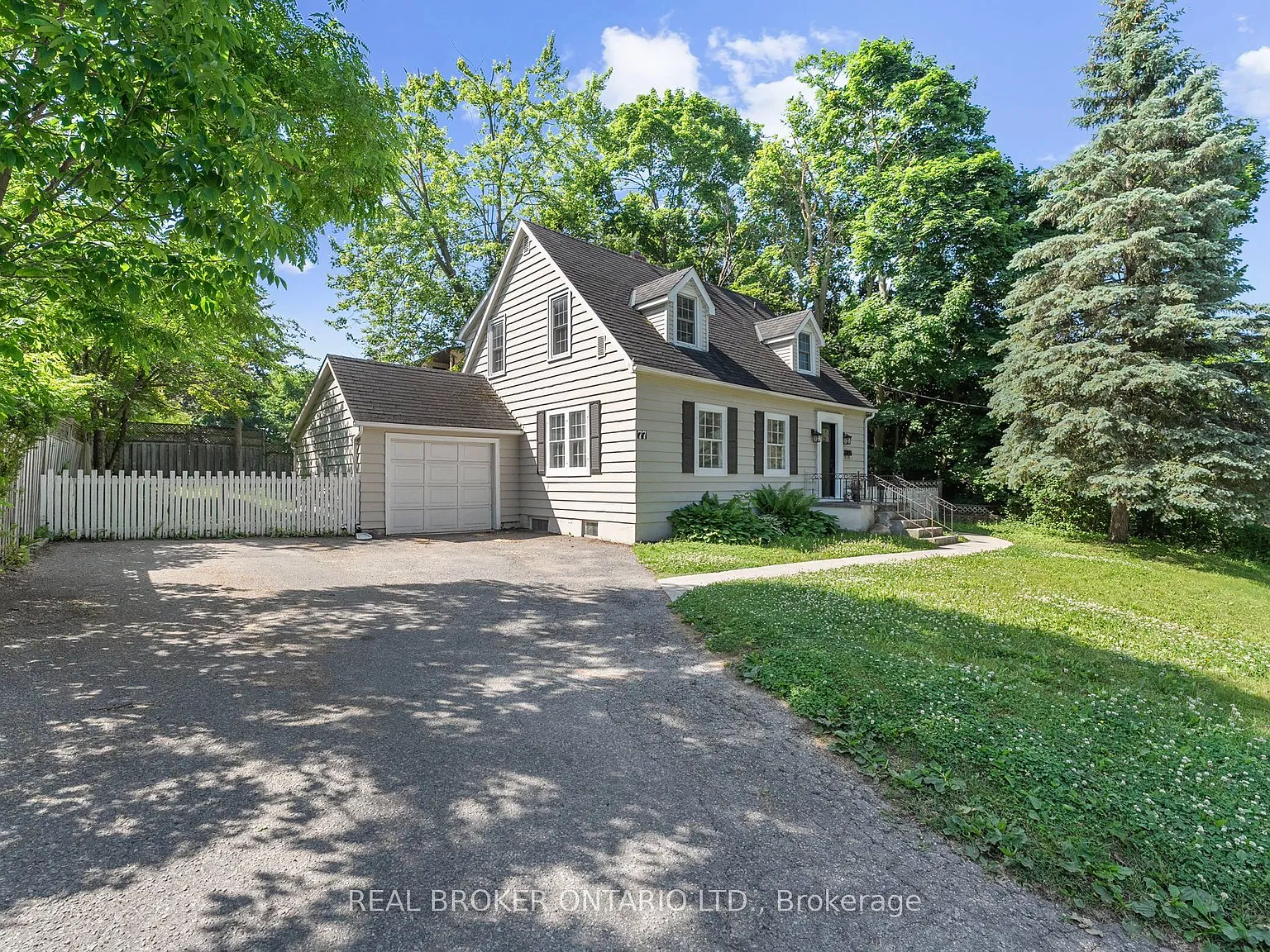 2 bed, $1,650 — Photo 1