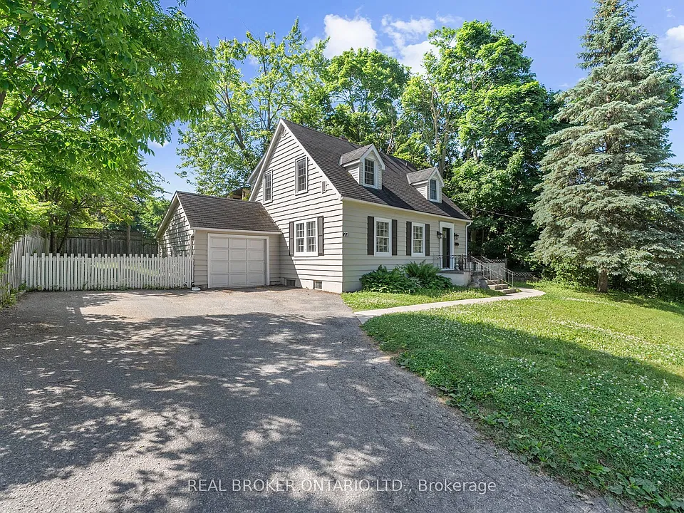 77 Wellington St E #BASEMENT