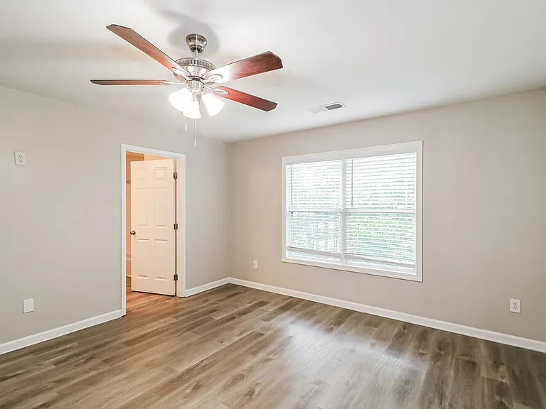 1510 Persimmon Trce — Photo 10
