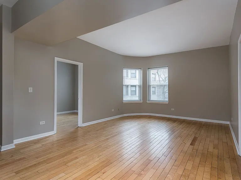 6042 S Prairie Ave #2 — Photo 10