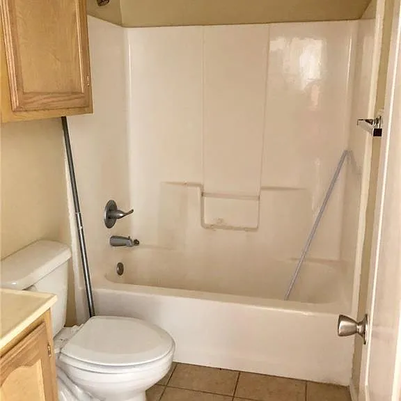 904 S Palm Dr #4 — Photo 17