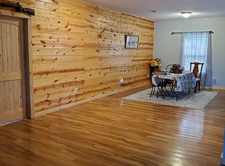 552 County Line Rd, Clinton, AR 72031