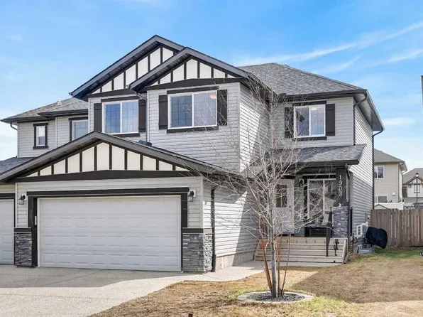 1903 N Baywater Aly SW, Airdrie, AB T4B 0T4