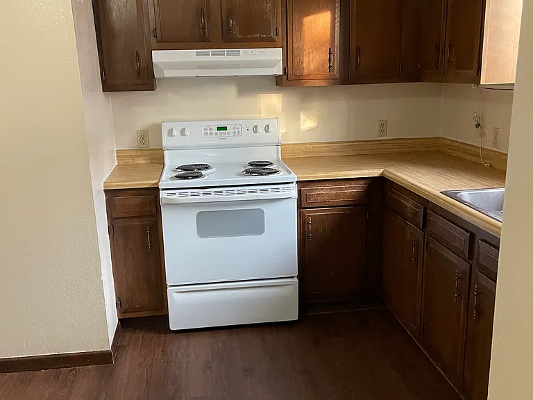 115 Cedar St #115 — Photo 4