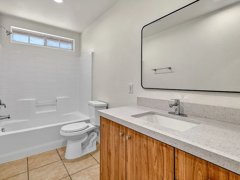 3021 Aloha Ave — Photo 11