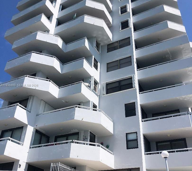 1st image of 6830 Indian Creek Dr #5B