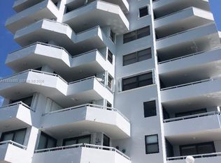 6830 Indian Creek Dr #5B, Miami Beach, FL 33141