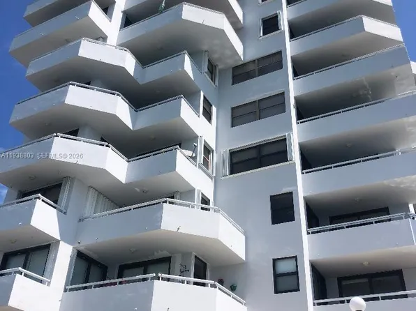 6830 Indian Creek Dr #5B, Miami Beach, FL 33141