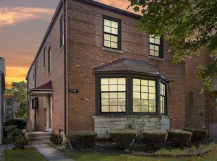 6249 N Ridgeway Ave, Chicago, IL 60659