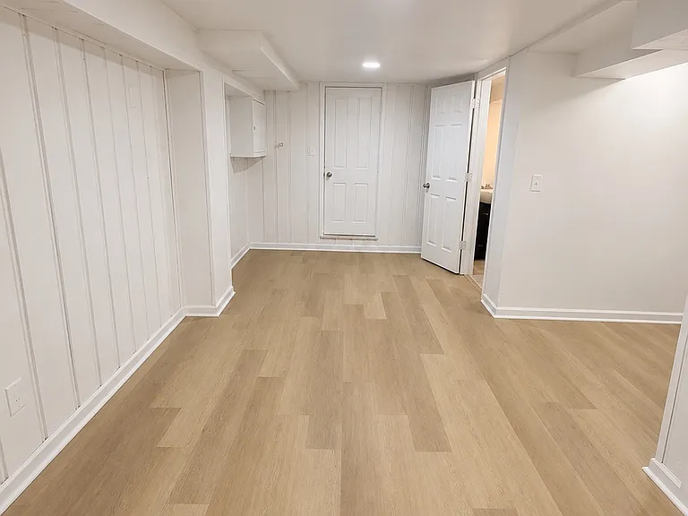 3225 Woodring Ave — Photo 8