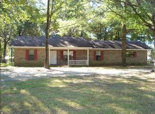 20 Pine St, Daleville, AL 36322