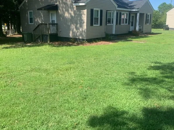 101 Givens St #A, Fountain Inn, SC 29644