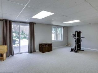 6 Honey Brook Ln, Gaithersburg, MD 20878