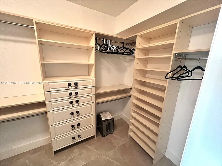 3201 NE 183rd St #2305 — Photo 39