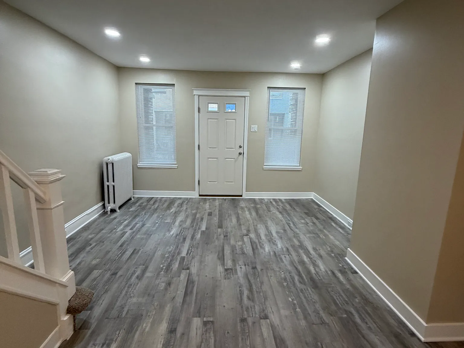 2 bed, 925 sqft, $1,850 — Photo 3