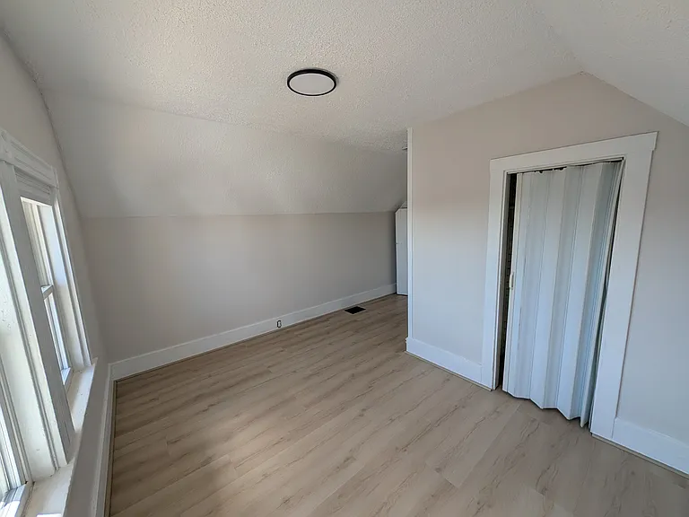 20 Fairmount St #2 — Photo 12