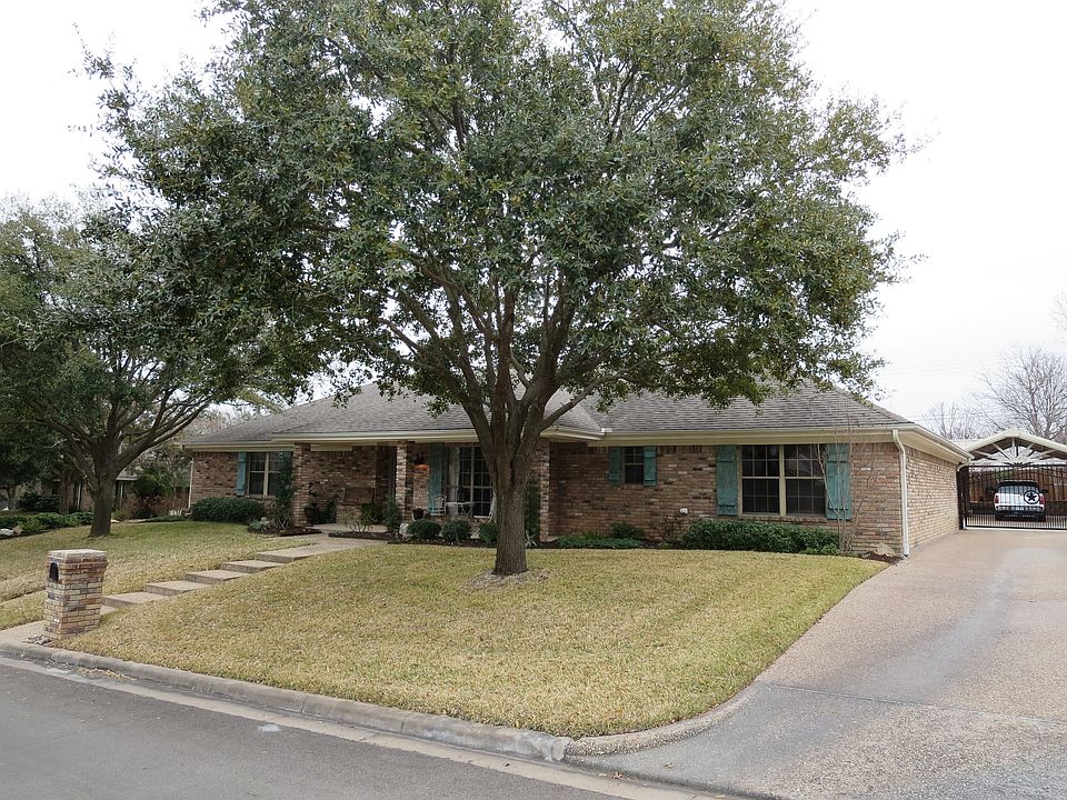 1st image of 9905 Sandalwood Dr