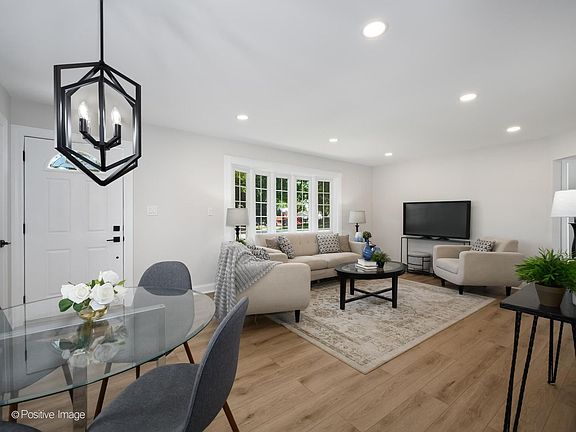 3rd image of 5344 S Ashland Ave
