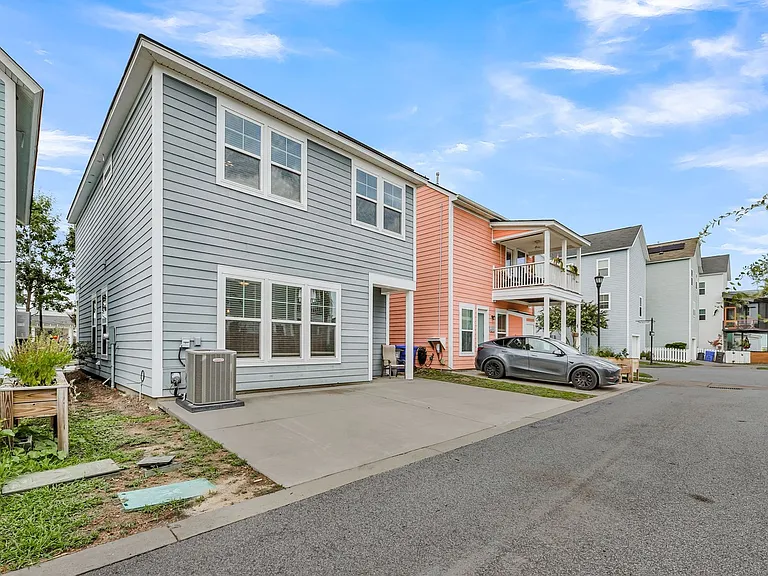 1658 Indy Dr — Photo 37