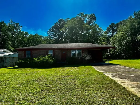 1005 NE Canary St, Dothan, AL 36303
