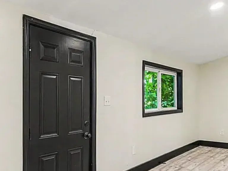 114 Stevenson Ave — Photo 11