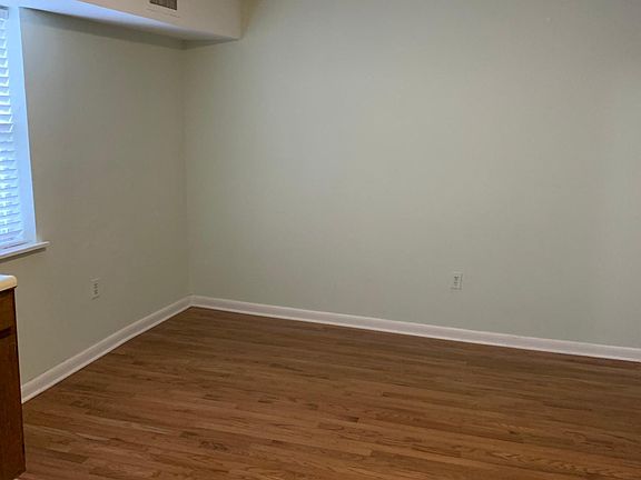 3rd image of 701 S 8th St Floor 3