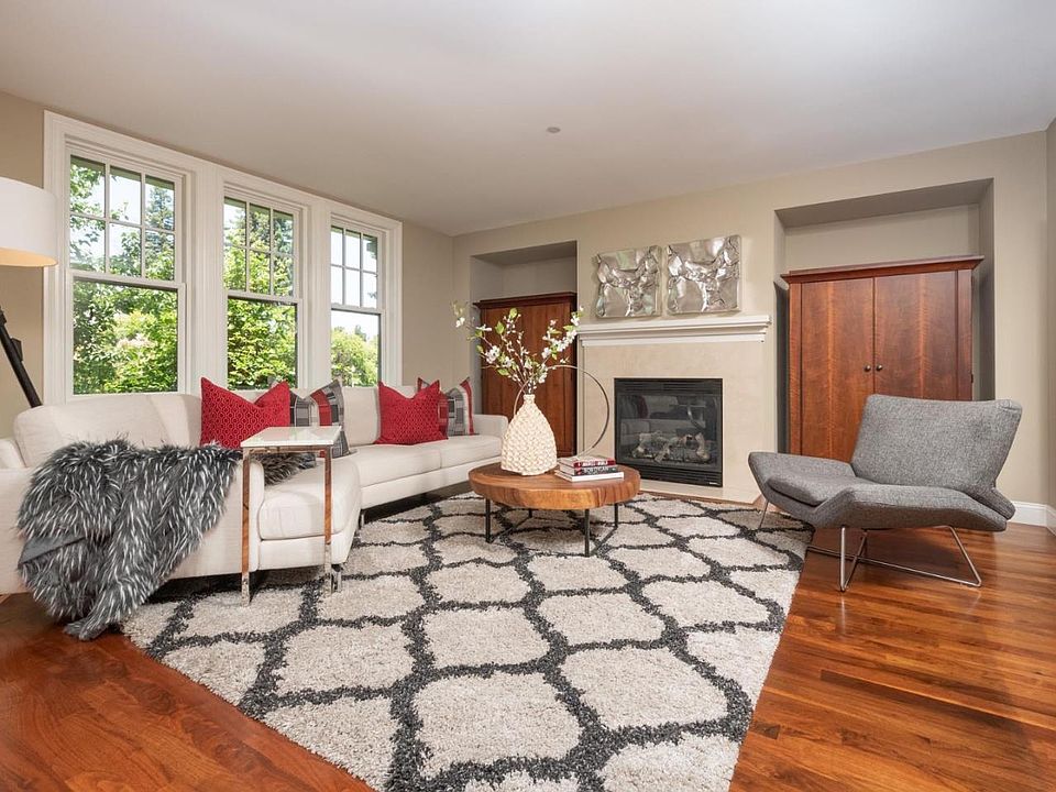 1st image of 325 Channing Ave APT 214