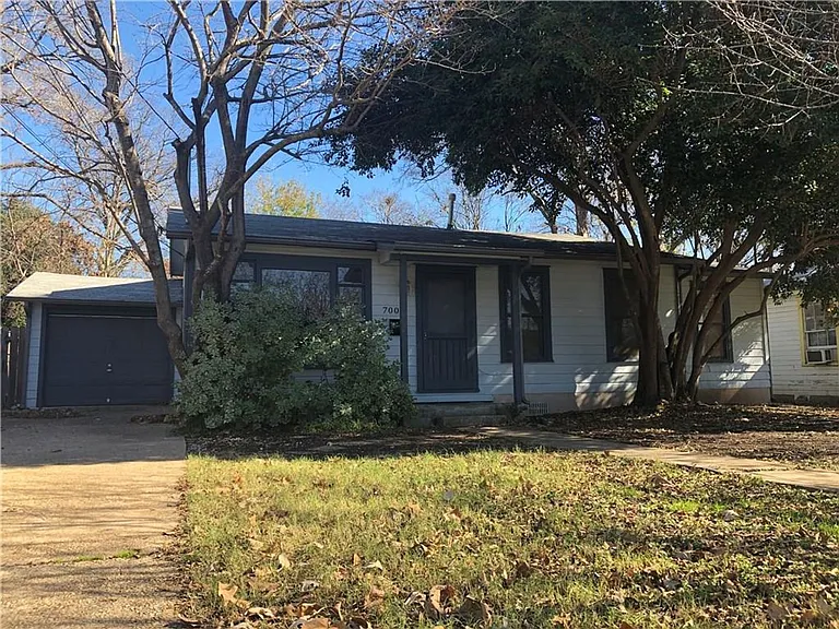 7007 Reese Ln — Photo 1