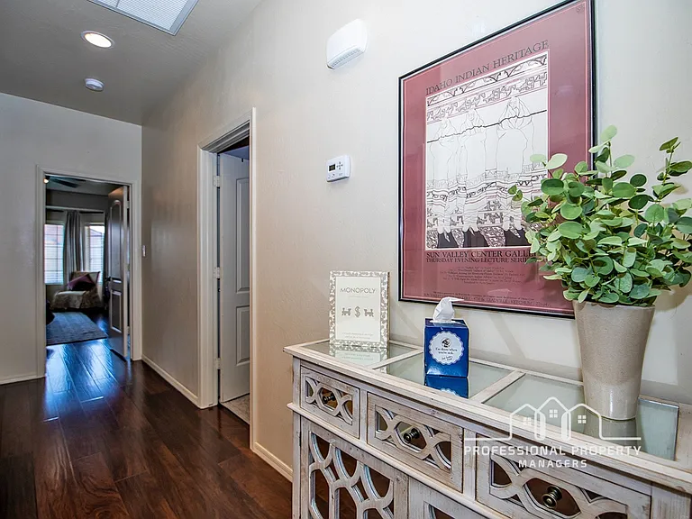 4551 S Agave Ave — Photo 5