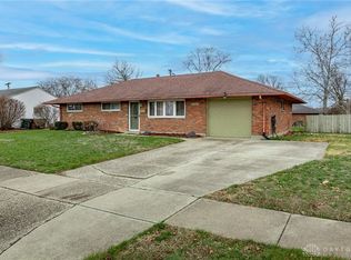 2221 Owendale Dr, Dayton, OH 45439