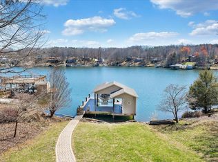 34 Dudley Rd, Union Hall, VA 24176