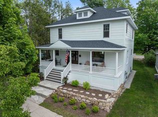 606 State St, Petoskey, MI 49770
