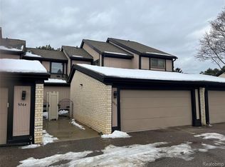 6362 Richard Run, West Bloomfield, MI 48322