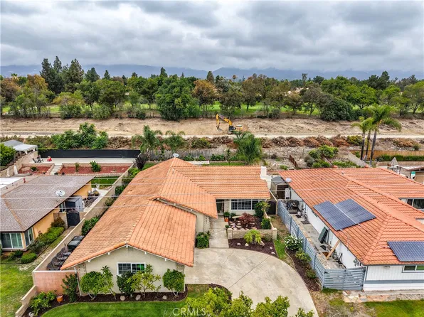 1421 E 15th St, Upland, CA 91786