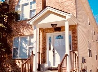 20 El Camino Loop, Staten Island, NY 10309
