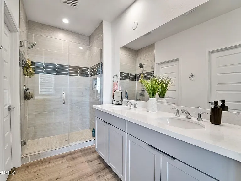 15642 S 182nd Ave — Photo 22