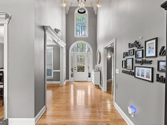 2nd image of 18 Nelson Blvd NW