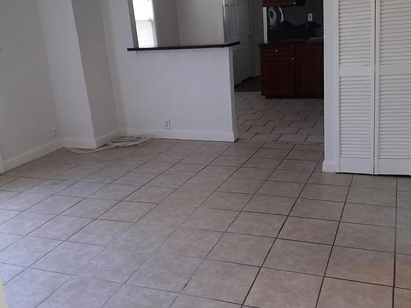 4th image of 4135 3rd Ave S