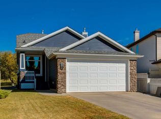 258 Millview Gdns SW, Calgary, AB T2Y 4A7