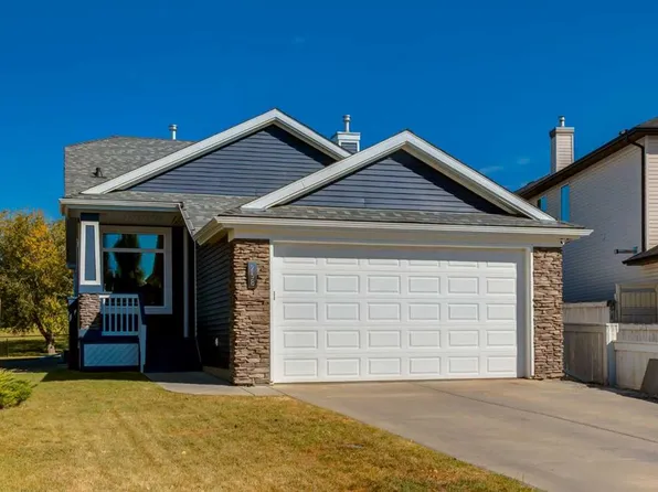 258 Millview Gdns SW, Calgary, AB T2Y 4A7