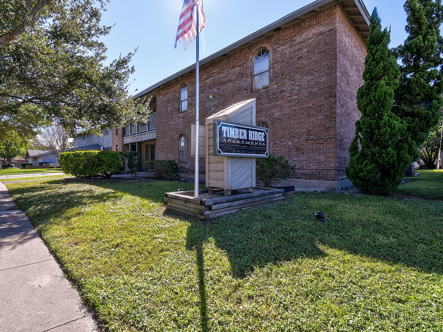 Timber Ridge Apartments — Photo 2