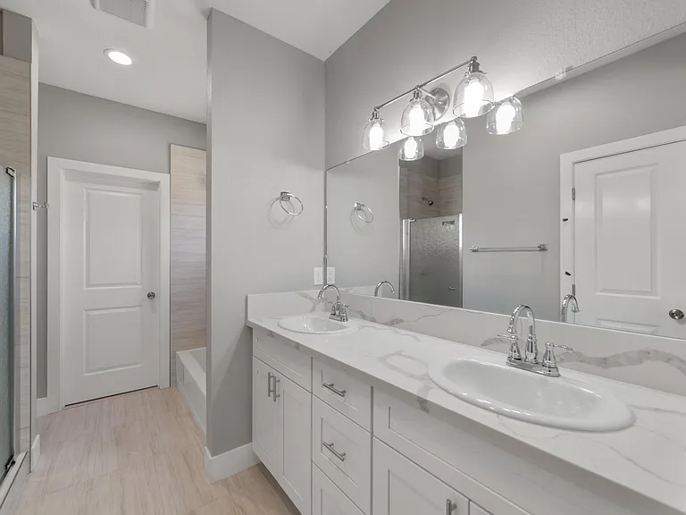 946 Irem Way — Photo 14